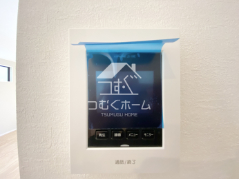 ̑ -