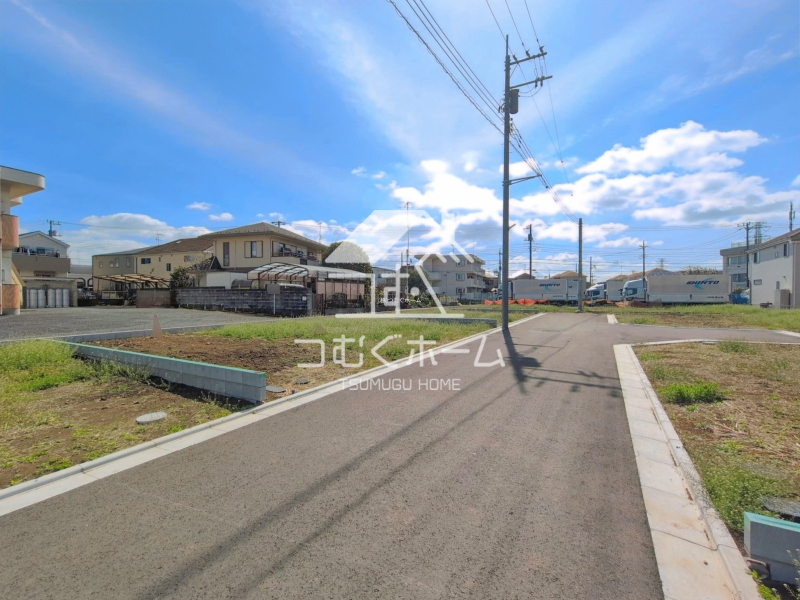 �O�ʓ��H�܂ތ��n�ʐ^ -