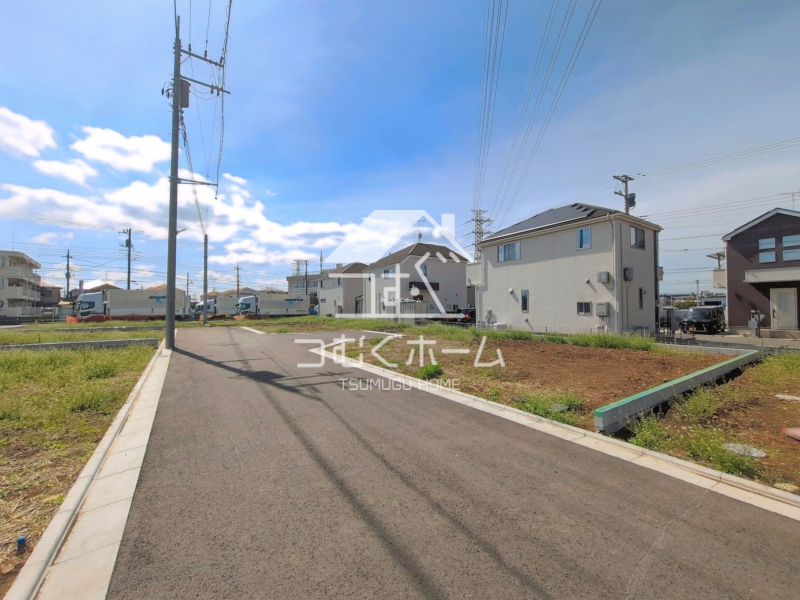 �O�ʓ��H�܂ތ��n�ʐ^ -