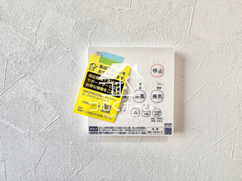 ���r���O -