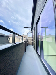 �o���R�j�[ -