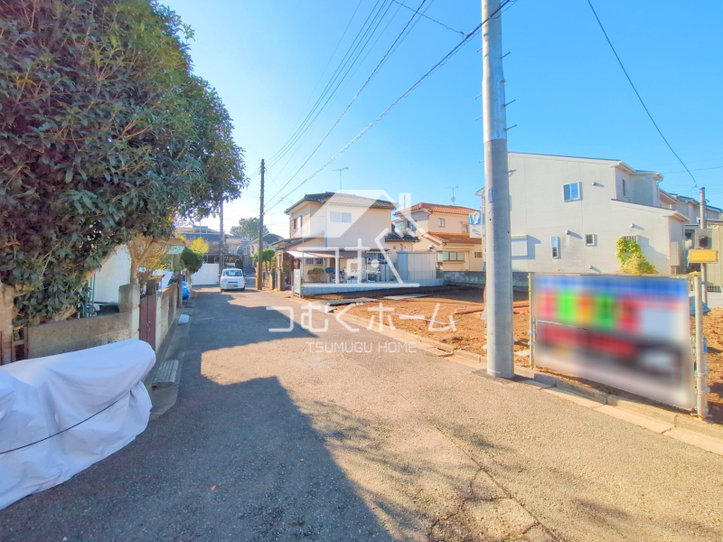 �O�ʓ��H�܂ތ��n�ʐ^ -