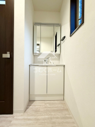 ���ʑ�E���ʏ� -