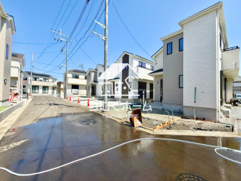 �O�ʓ��H�܂ތ��n�ʐ^ -