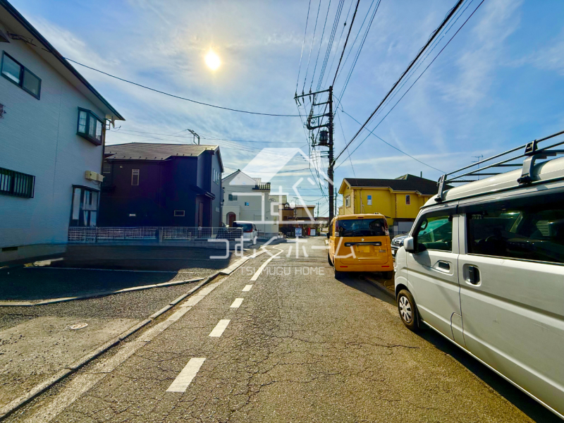 �O�ʓ��H�܂ތ��n�ʐ^ -