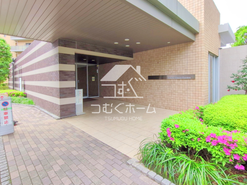 �G���g�����X -