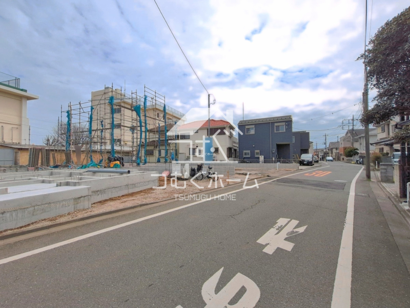 �O�ʓ��H�܂ތ��n�ʐ^ -