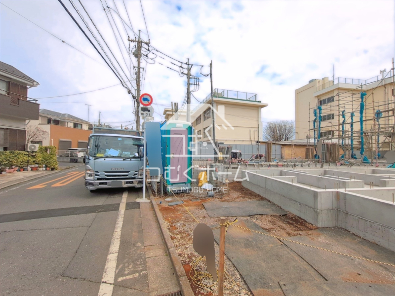 �O�ʓ��H�܂ތ��n�ʐ^ -