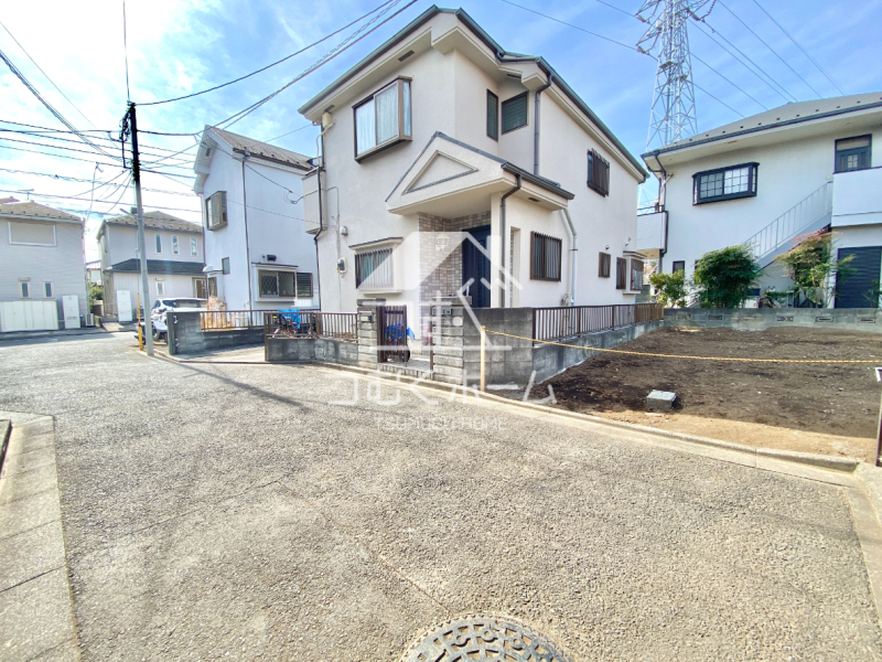 �O�ʓ��H�܂ތ��n�ʐ^ -