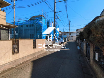 �O�ʓ��H�܂ތ��n�ʐ^ -