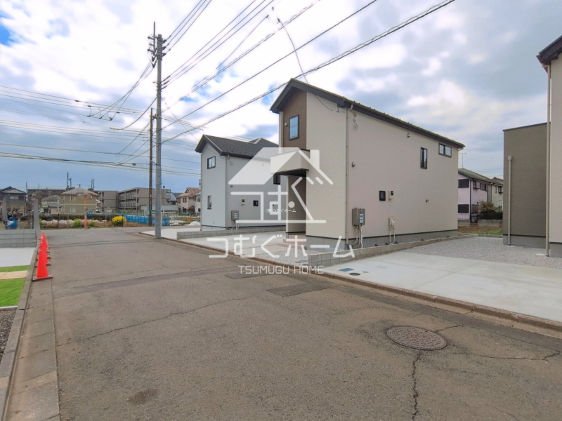 �O�ʓ��H�܂ތ��n�ʐ^ -