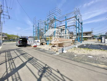 �O�ʓ��H�܂ތ��n�ʐ^ -