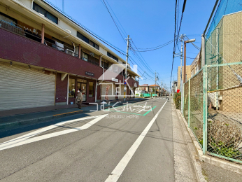 �O�ʓ��H�܂ތ��n�ʐ^ -