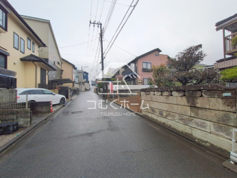 �O�ʓ��H�܂ތ��n�ʐ^ -