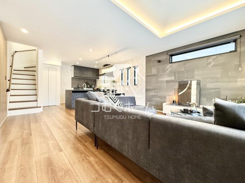 ���r���O -