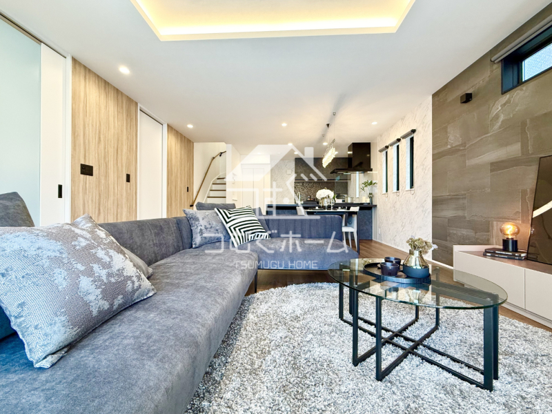 ���r���O -