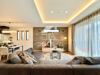 ���r���O -