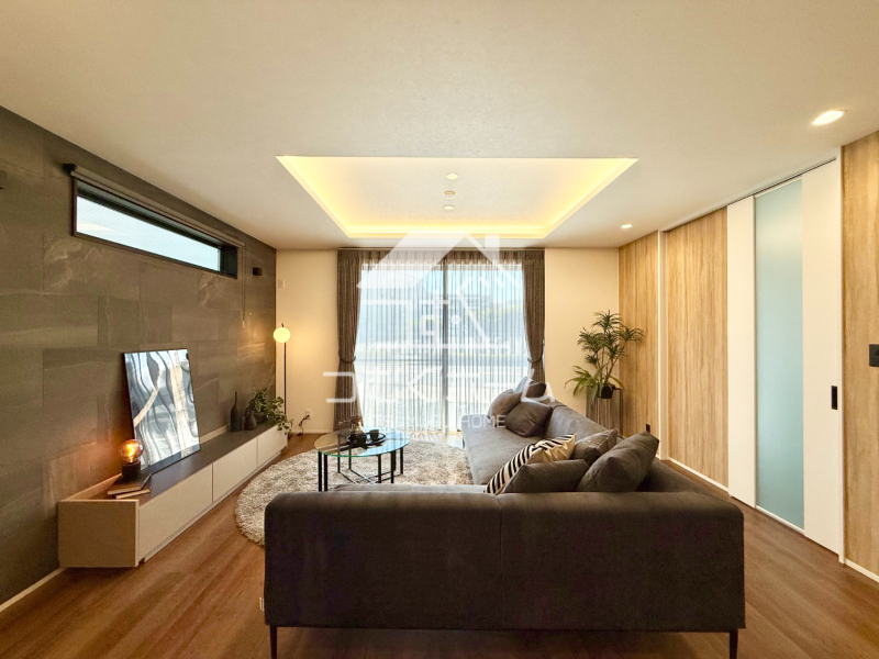 ���r���O -