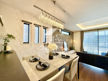 ���r���O -