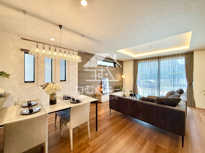 ���r���O -