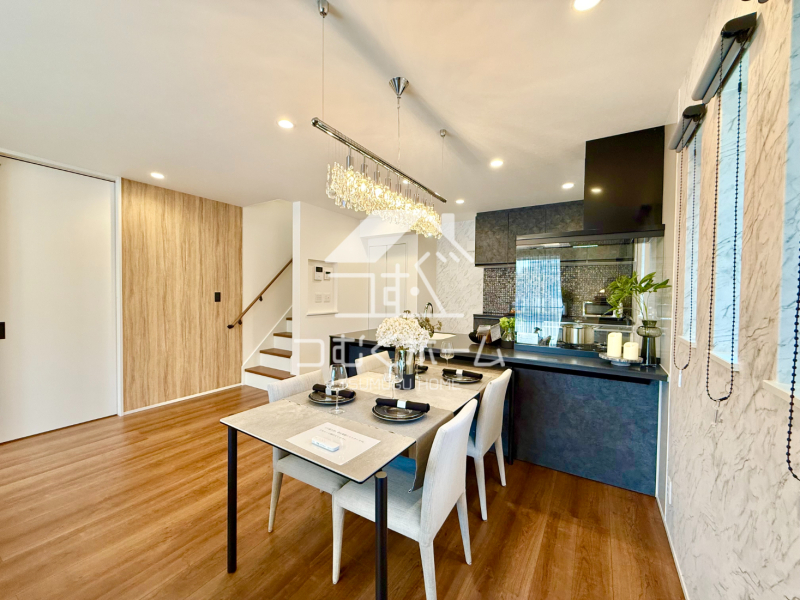 ���r���O -