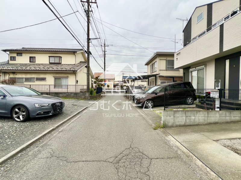 �O�ʓ��H�܂ތ��n�ʐ^ -