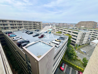 �Z�˂���̒��]�ʐ^ -