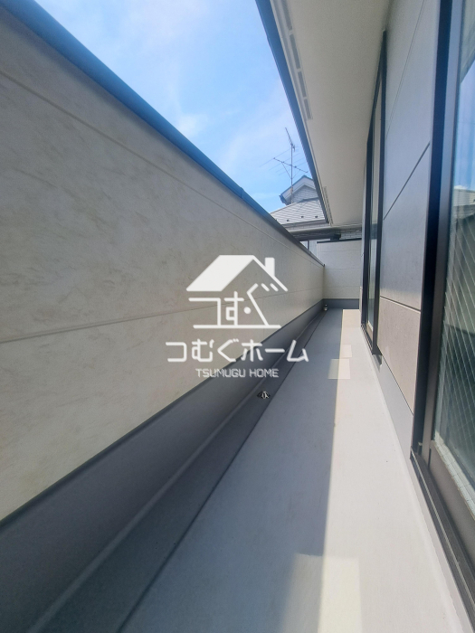 �o���R�j�[ -