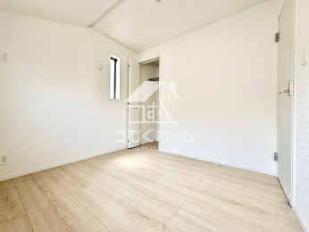 �m�� -