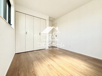 �m�� -