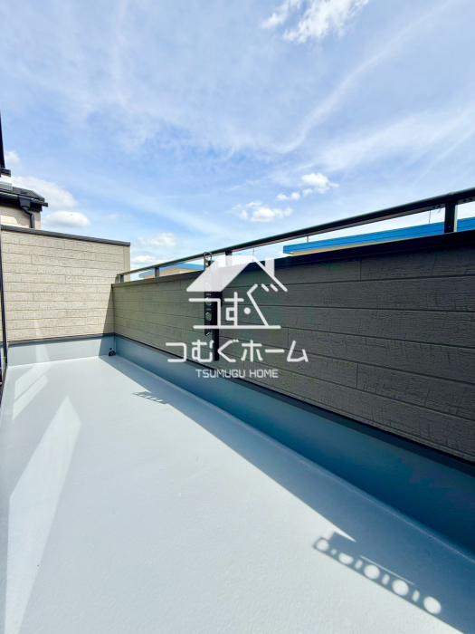 �o���R�j�[ -